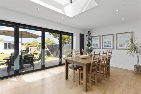 dining area.jpg
