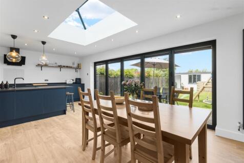 dining area #5.jpg