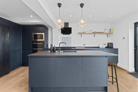 kitchen #2.jpg