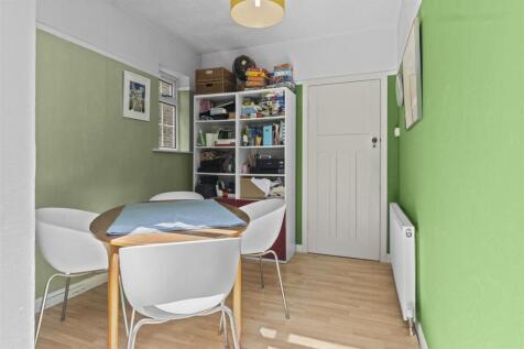 dining room #2.jpg