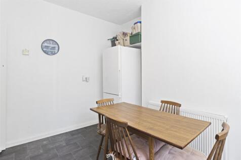 kitchen #4.jpg