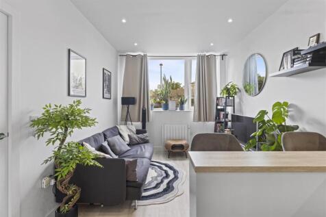 living area #2.jpg