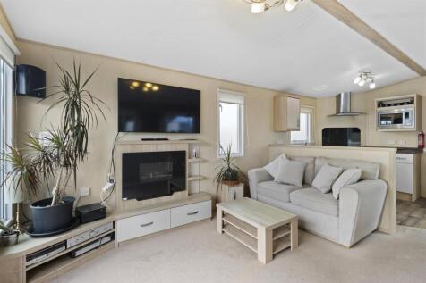living area #2.jpg