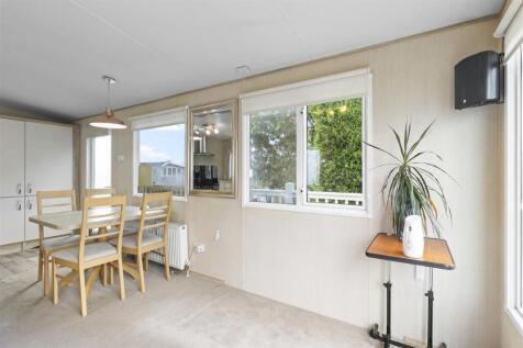 dining area #3.jpg