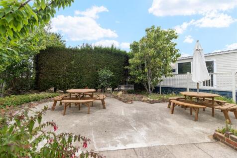 communal seating area.jpg
