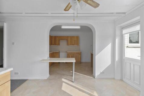 kitchen #7.jpg