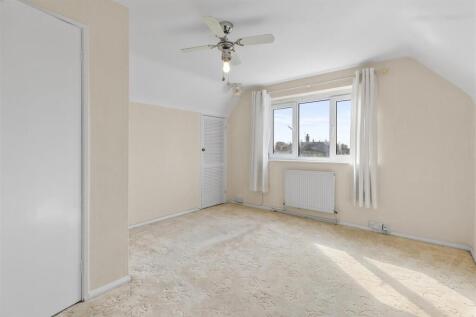 bedroom one.jpg