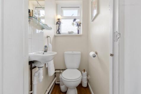 cloakroom.jpg