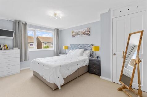 bedroom one.jpg