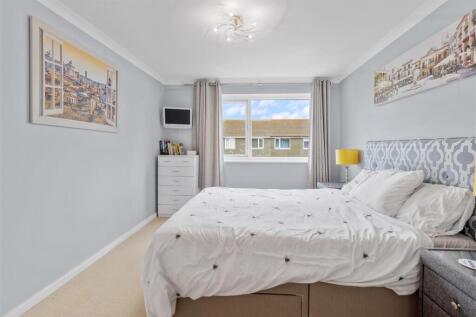 bedroom one #3.jpg