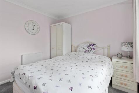 bedroom two #2.jpg