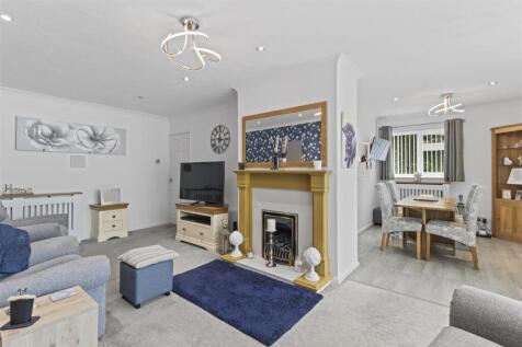 living area #5.jpg
