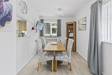 dining area #2.jpg