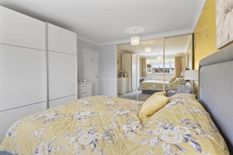 bedroom one #4.jpg