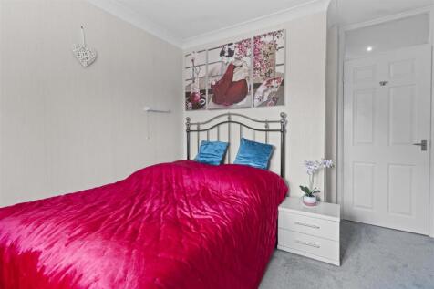 bedroom two #2.jpg