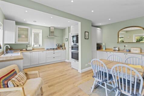 dining area #2.jpg