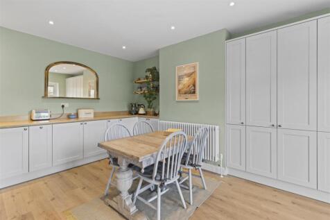 dining area #3.jpg