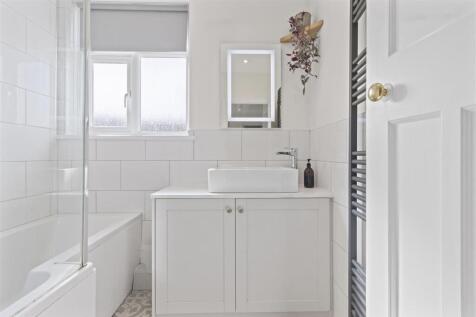 bathroom #2.jpg