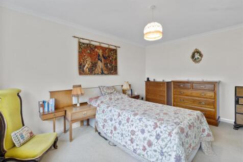 bedroom one #2.jpg