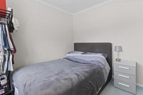 bedroom two #2.jpg