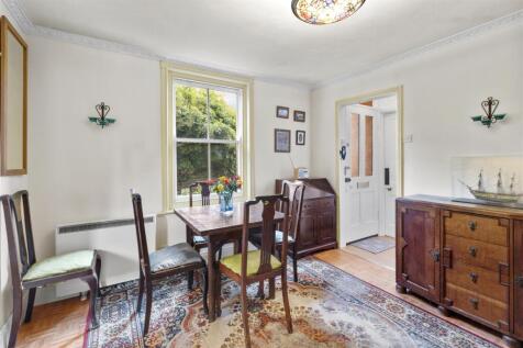 dining room #5.jpg