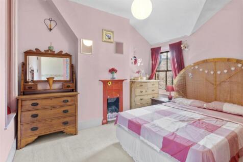 bedroom two.jpg