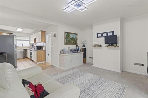 living room #4.jpg
