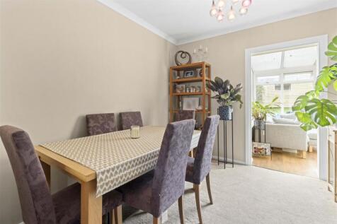 dining room.JPG