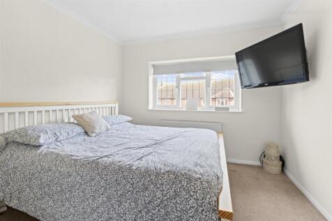 bedroom one #2.JPG