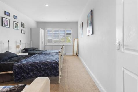 bedroom three #2.jpg