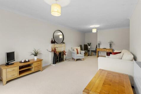 reception room #5.jpg