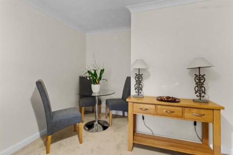 reception room #6.jpg