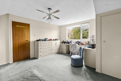 bedroom three #3.jpg