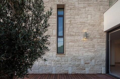 Property Image 73