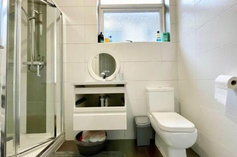 First-Floor-Bathroom-1200x900.jpg