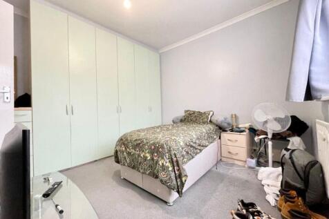 Room-2-3-1200x900.jpg