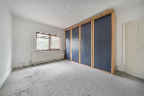 1304191-13-683ed43decf1a.jpg