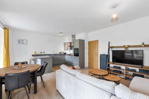 Lounge/Kitchen/Dining Area