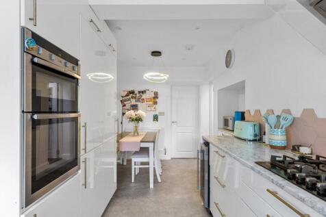 Kitchen-Breakfast