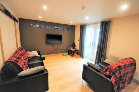 Living Room (1)