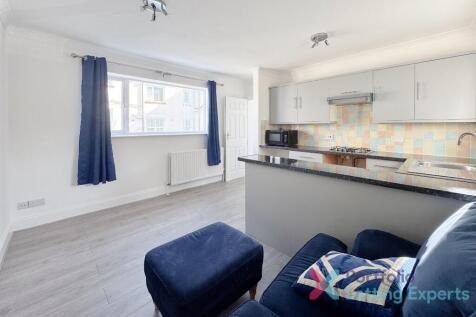 Living/Kitchen