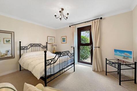 Property Image 16