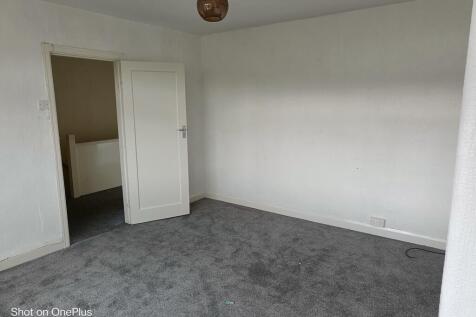 Second double bed...