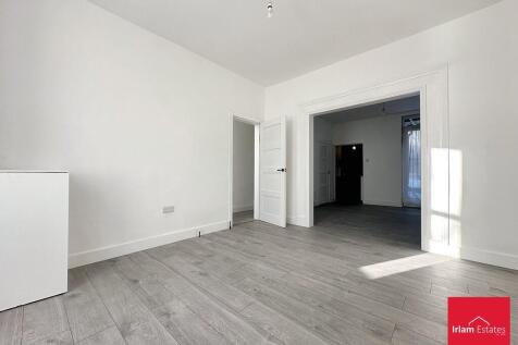 108 lpool lounge1