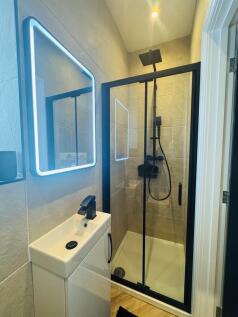 64 arthur shower
