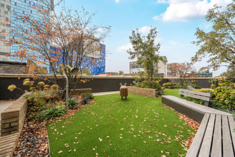 1370518-23-68f192...