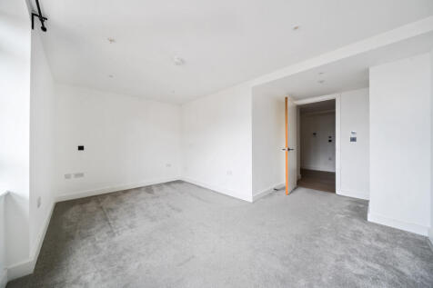 1375650-16-6911cb...