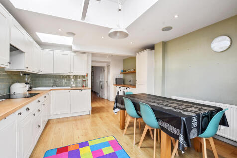 Kitchen - Dining