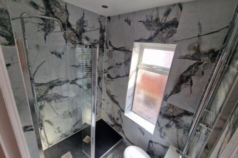 Shower WC