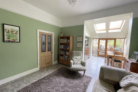 Open Plan Kitchen, Diner, Sitting Room